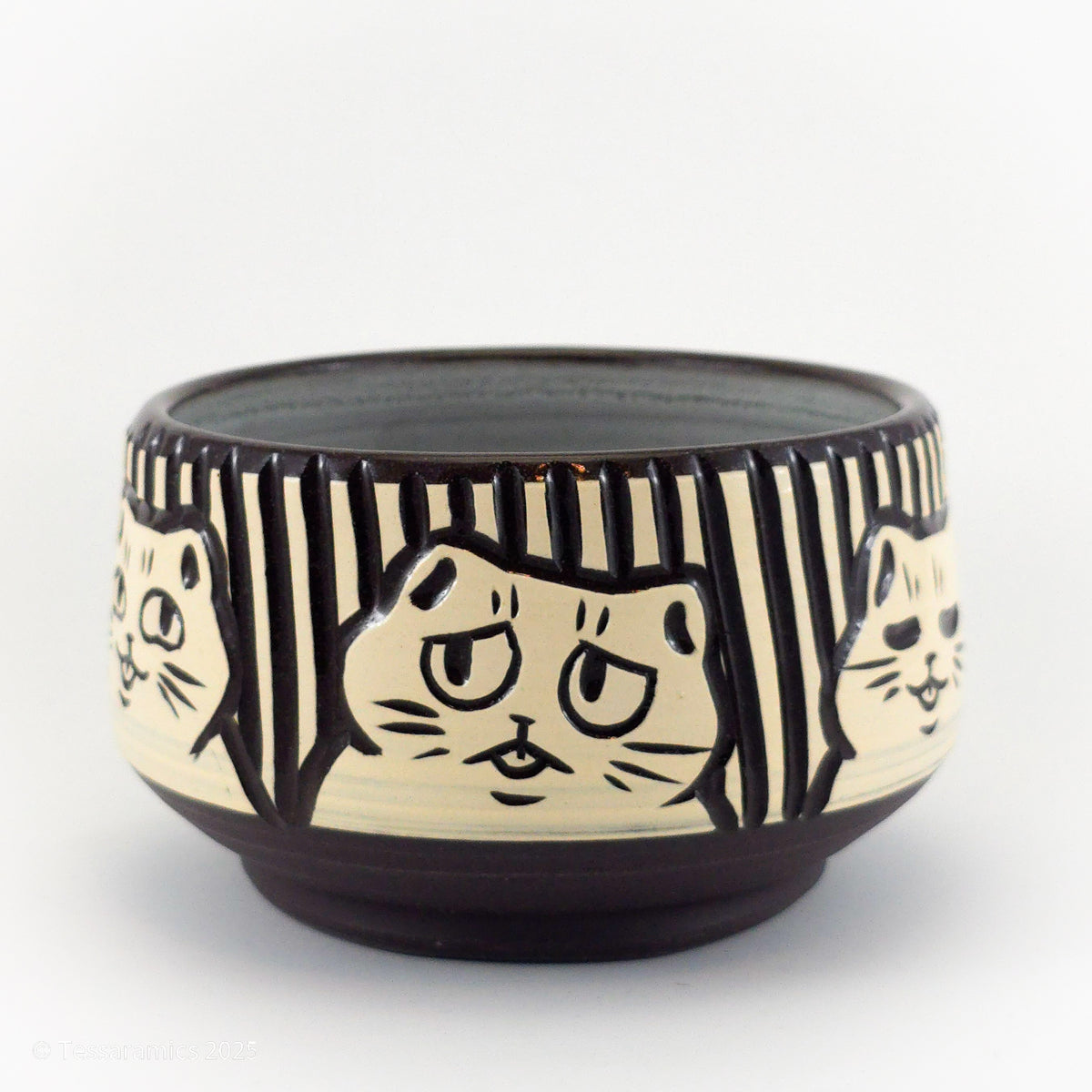 Medium Bowl With Cats