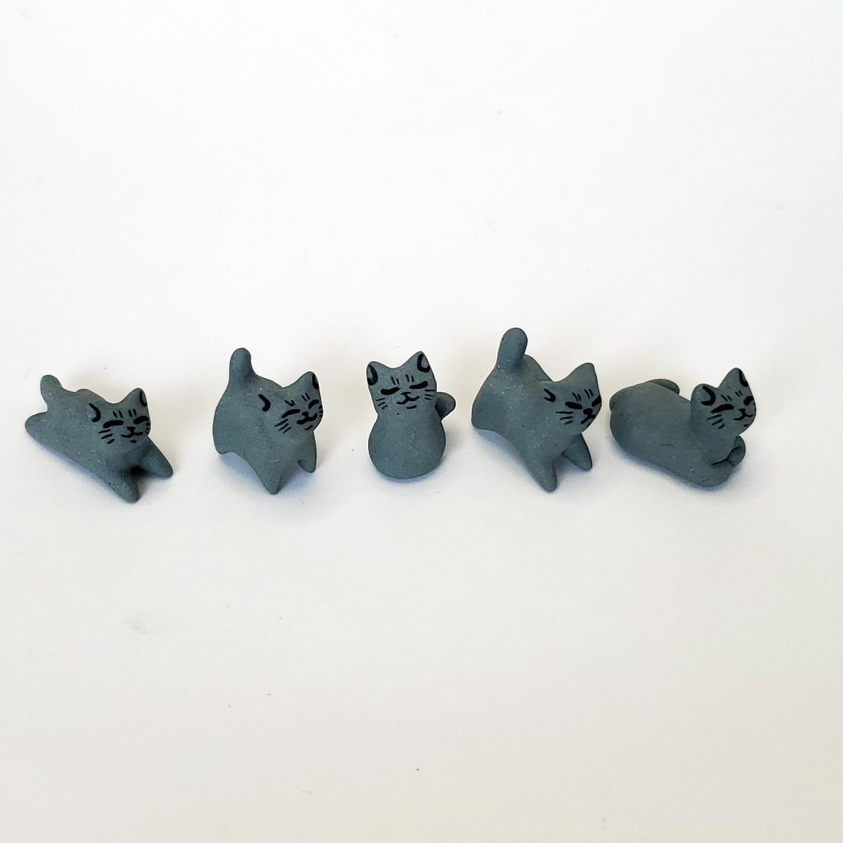 Set of 5 VERY Tiny Grey Cats*