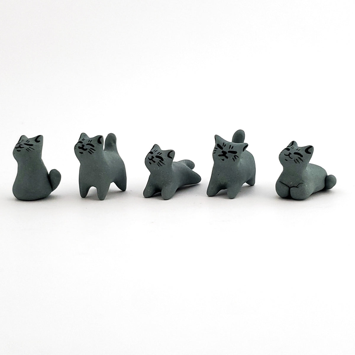 Set of 5 VERY Tiny Grey Cats*
