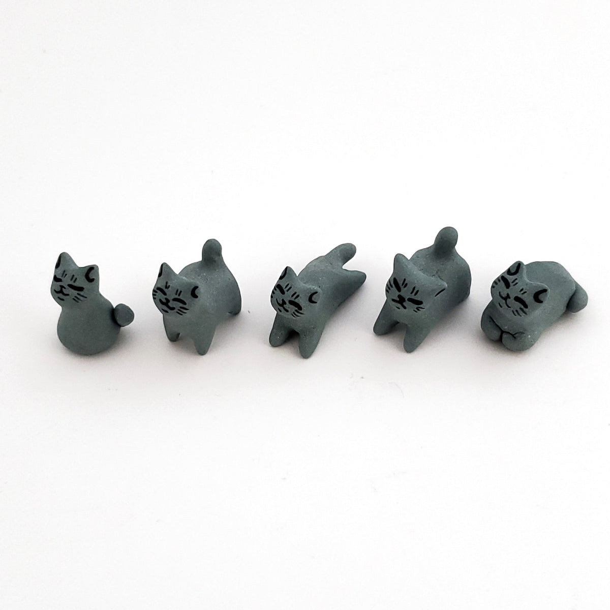 Set of 5 VERY Tiny Grey Cats*
