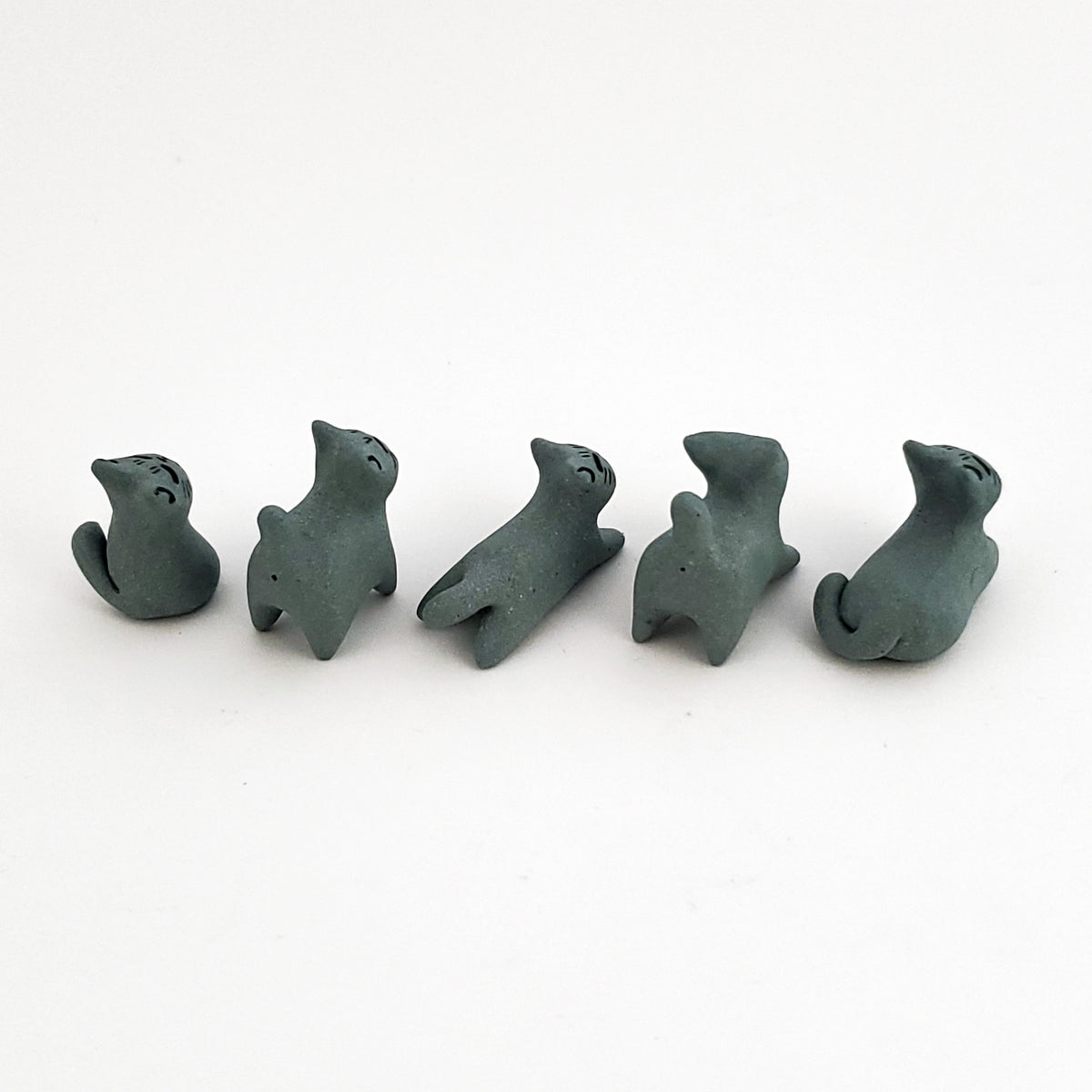 Set of 5 VERY Tiny Grey Cats*